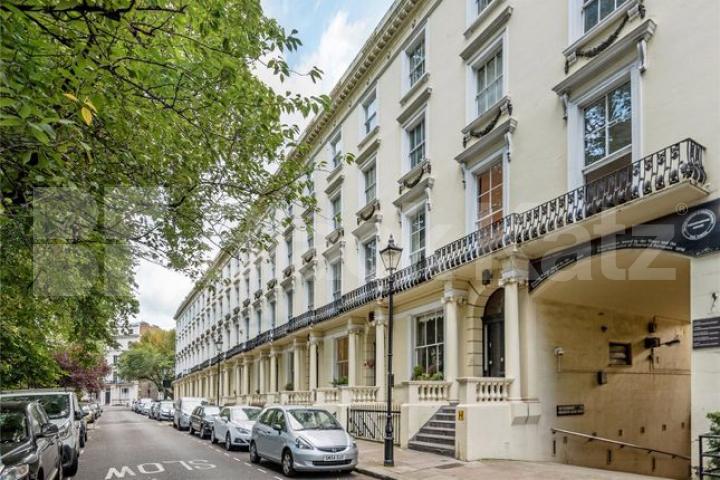 Spacious two bedroom property located near Bayswater / Paddington Porchester Place, Paddington