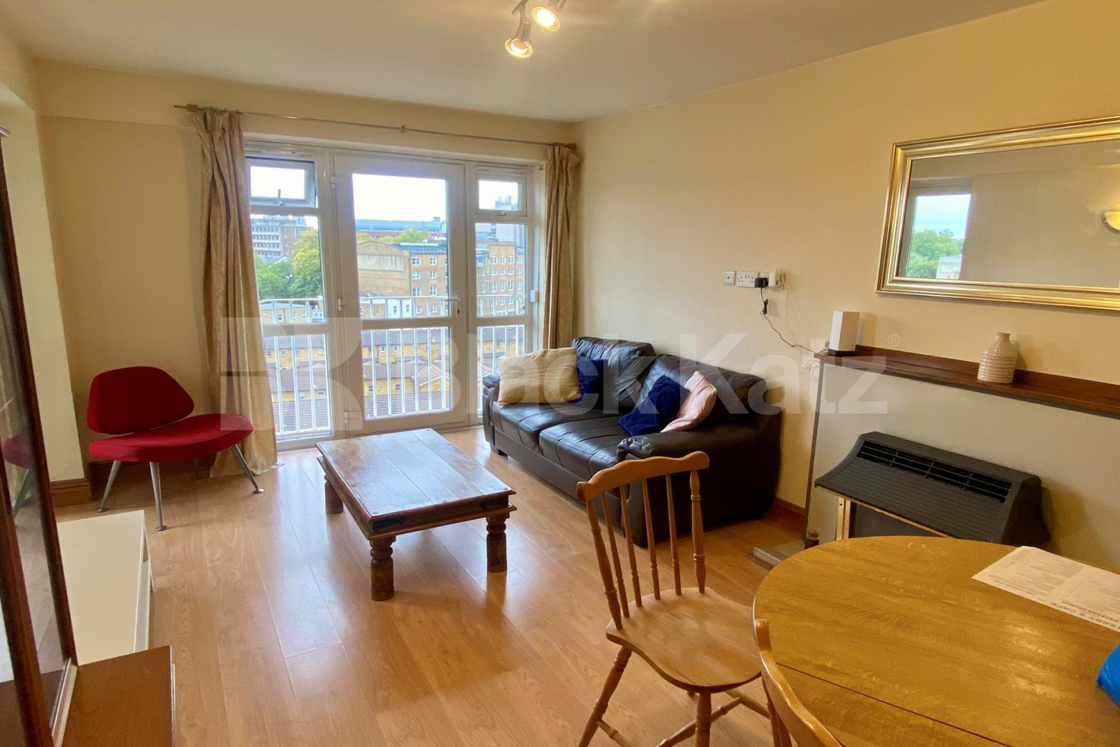 Superbly located with stunning views of the cityscape  Great Suffolk Street , Borough