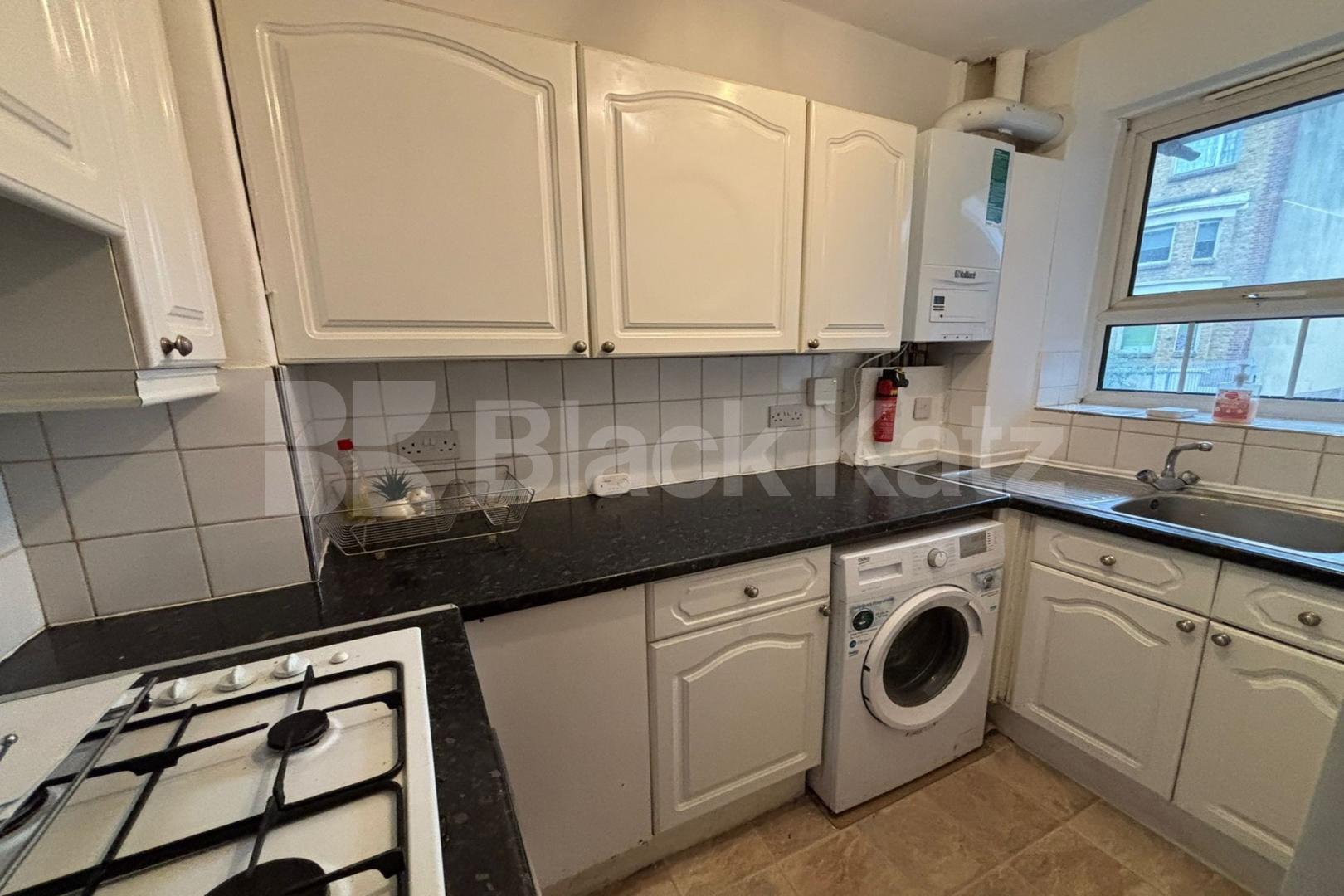 Bright & airy, freshly repainted throughout Mid-Century apartment. Mawbey Road, Old Kent Road 