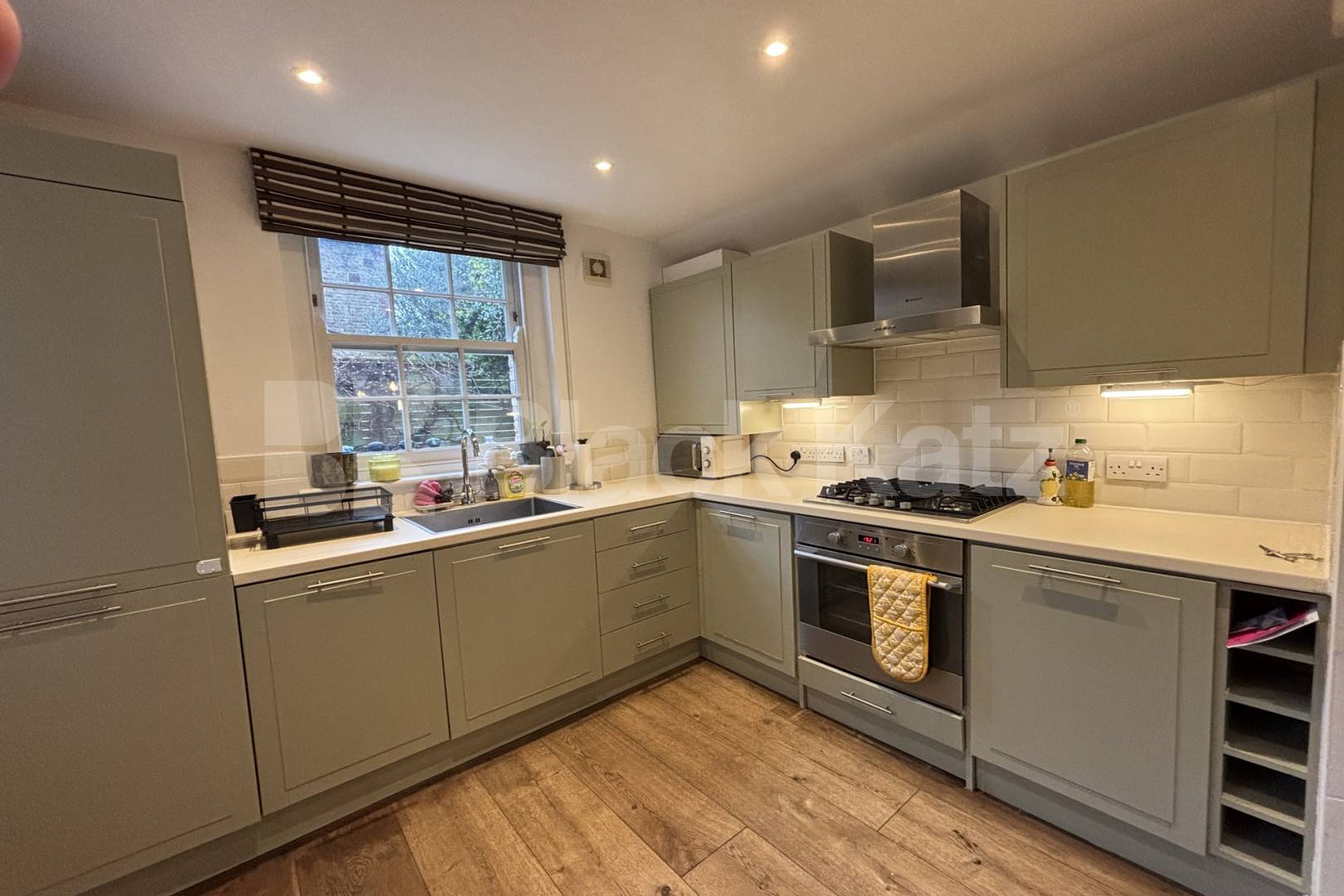 Stylish & contemporary maisonette flooded with natural light  Freedom Street, Battersea 