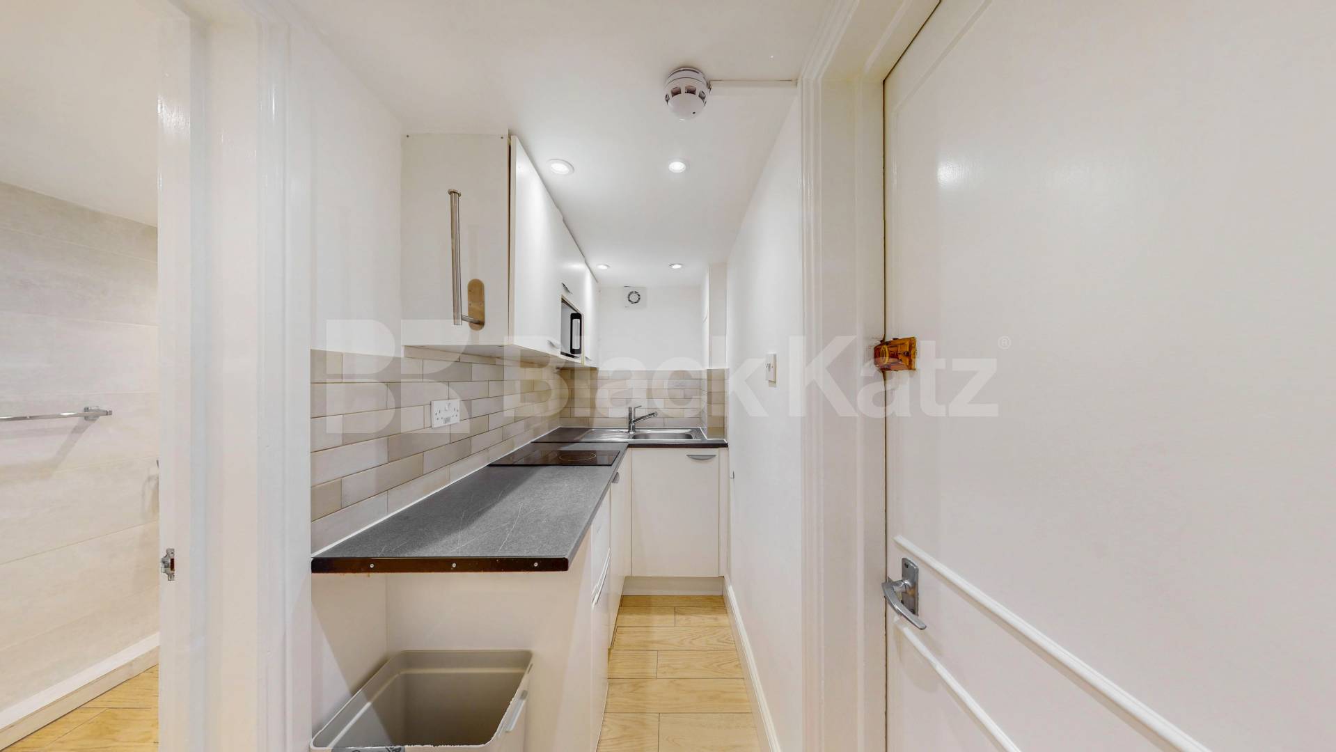 Modern Studio walking distance to Marylebone Tube & Regents Park  Harewood Avenue, Marylebone