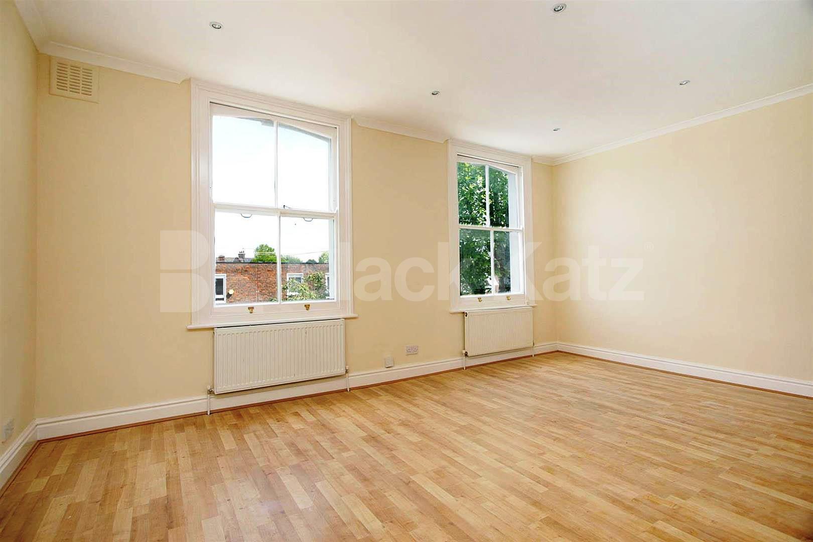 			LET!, 2 Bedroom, 1 bath, 1 reception Flat			 Ashmore Road, MAIDA VALE