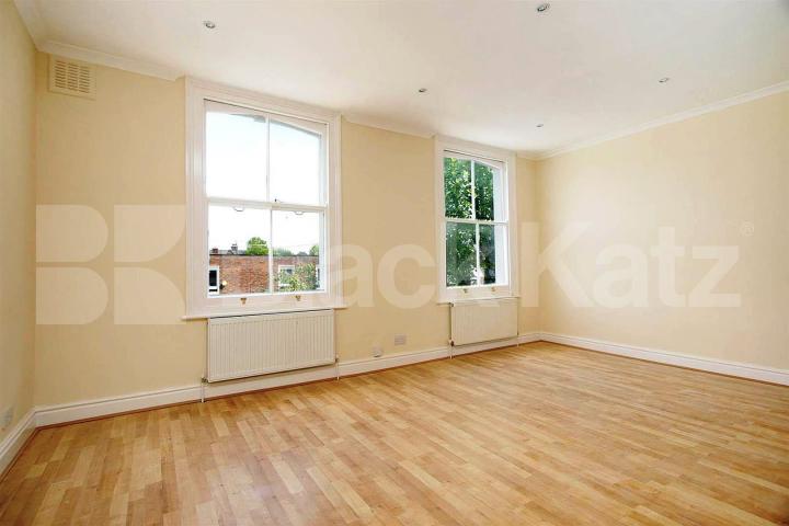 			LET!, 2 Bedroom, 1 bath, 1 reception Flat			 Ashmore Road, MAIDA VALE