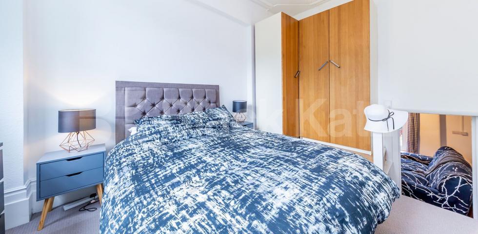 			1 Bedroom, 1 bath, 1 reception Ground Floor Flat			 Firs Avenue , Muswell Hill N10