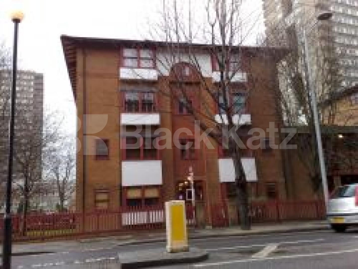 			Studio Apartment, 1 bath, 1 reception Studio			 Bramley Road, LADBROKE GROVE W10