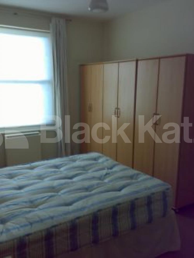 			1 Bedroom, 1 bath, 1 reception Flat			 Sutherland Avenue, Maida Vale