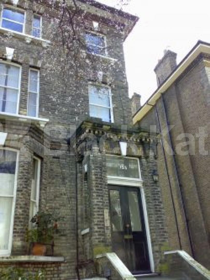 			VIEWINGS ESSENTIAL, 2 Bedroom, 1 bath, 1 reception Flat			 King Henry Road, Hampstead NW3