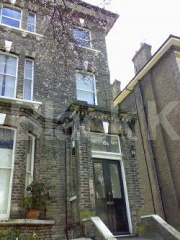 			VIEWINGS ESSENTIAL, 2 Bedroom, 1 bath, 1 reception Flat			 King Henry Road, Hampstead NW3