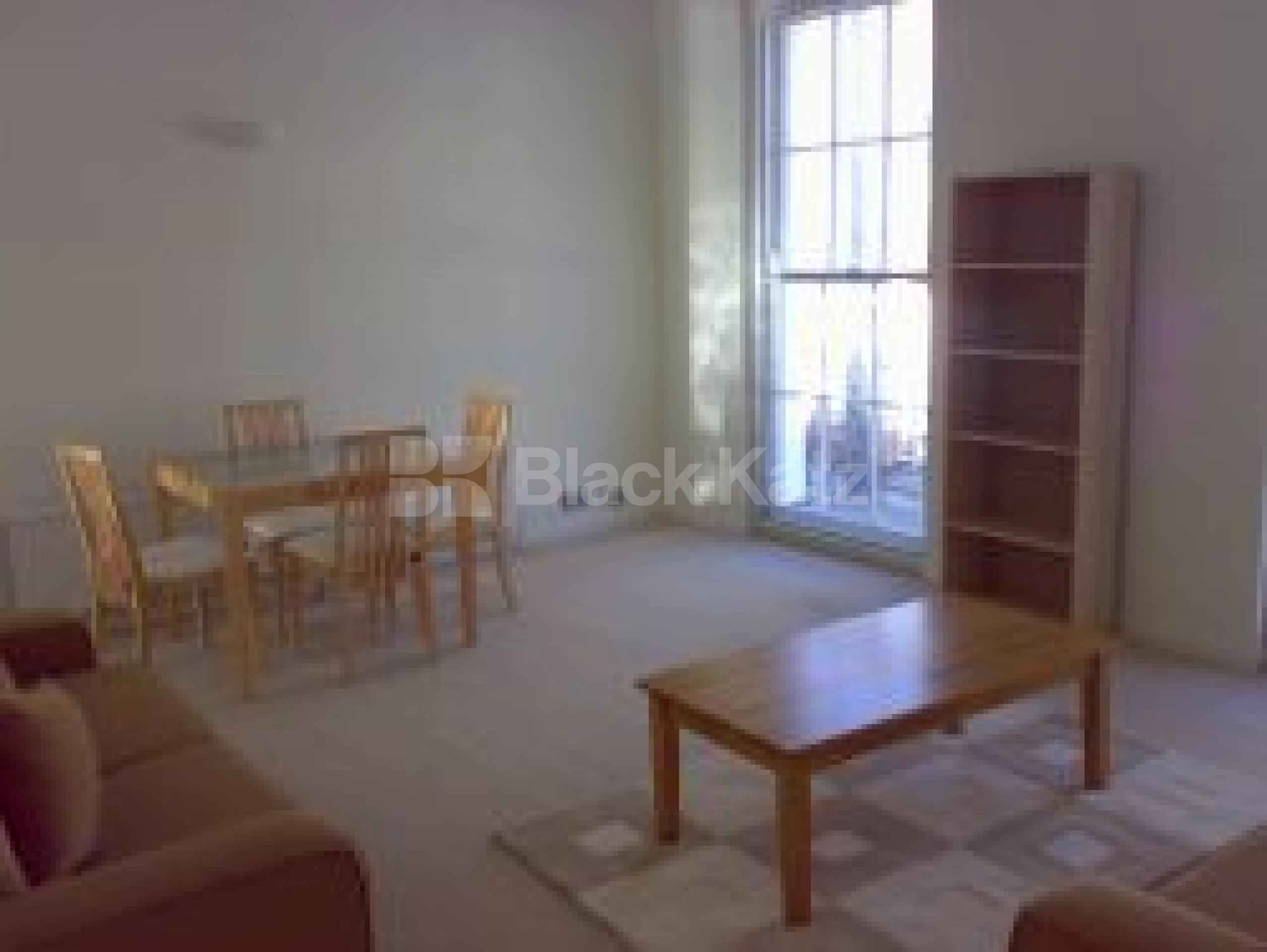 			2 Bedroom, 1 bath, 1 reception Flat			 Gloucester Place, Camden nw1