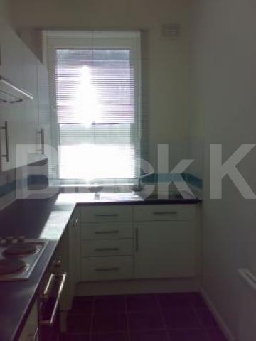 			2 Bedroom, 1 bath, 1 reception Flat			 Gloucester Place, Camden