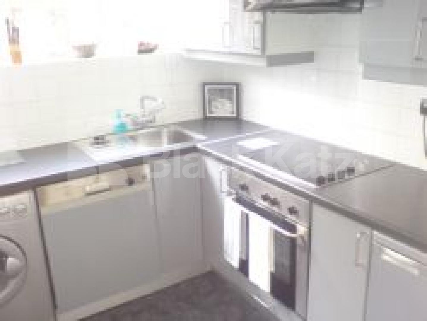 			VIEWINGS ESSENTIAL, 2 Bedroom, 1 bath, 1 reception Flat			 Marshall Street, Oxford Circus