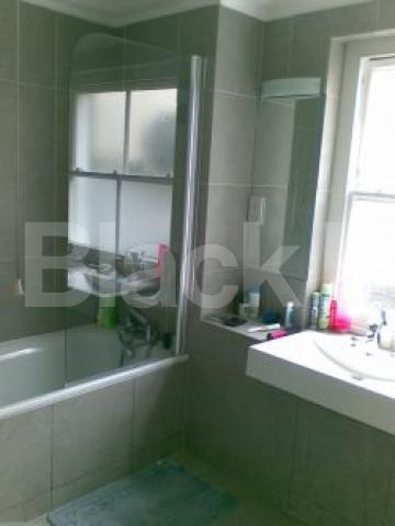 			New Instruciton, 2 Bedroom, 1 bath, 1 reception Flat			 Gloucester Ave, BAYSWATER