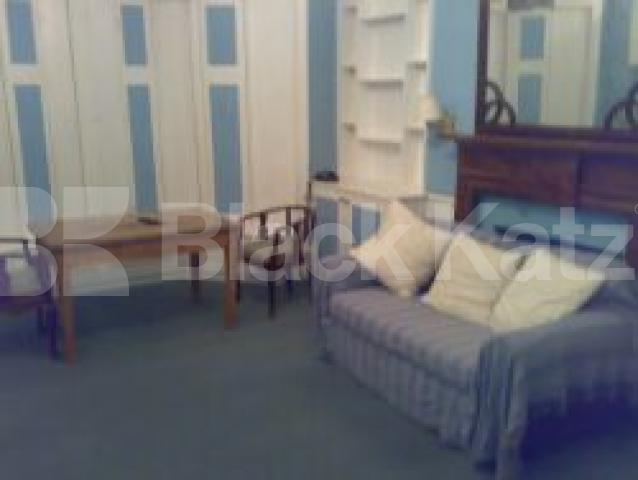 			1 Bedroom, 1 bath, 1 reception Flat			 McGreggor Road, LADBROKE GROVE W11