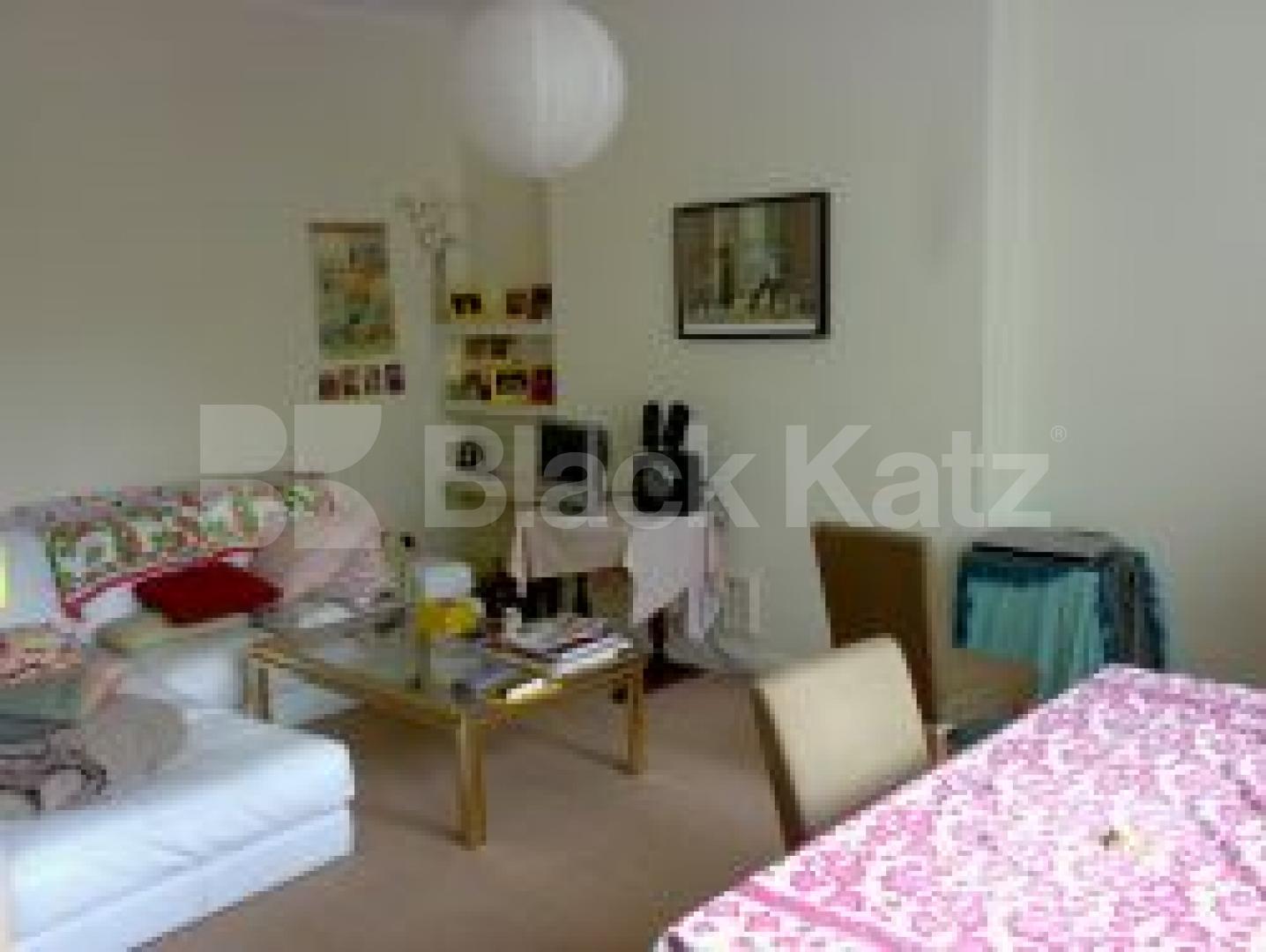 			New Instruction, 1 Bedroom, 1 bath, 1 reception Flat			 Belsize Square, BELSIZE PARK NW3