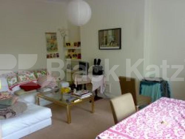 			New Instruction, 1 Bedroom, 1 bath, 1 reception Flat			 Belsize Square, BELSIZE PARK NW3