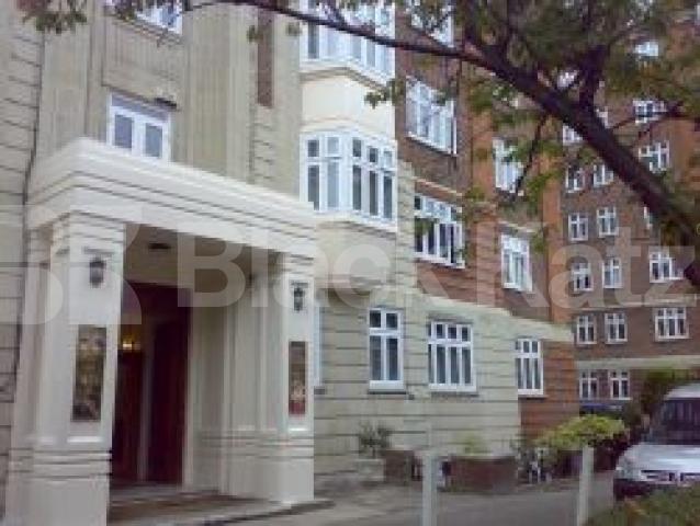 			new instruction, Studio Apartment, 1 bath, 1 reception Flat			 Hall Road, St Johns Wood