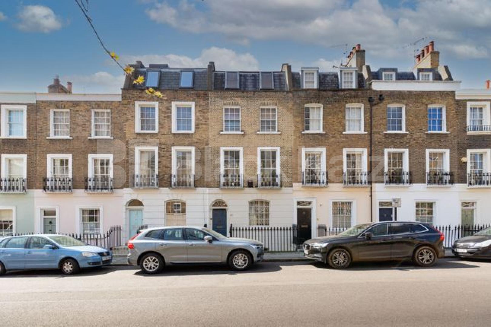 Recently refurbished three double bed 2 bathroom period conversion in Camden Arlington Road, Camden