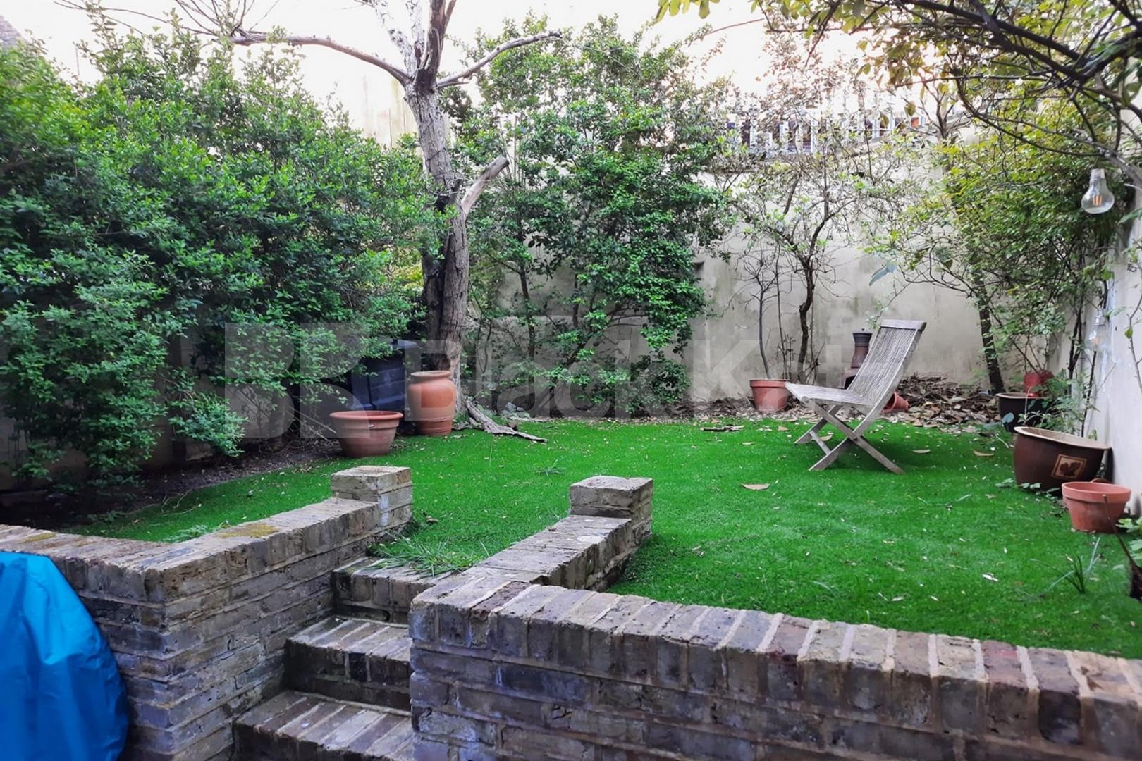 Period conversion with garden Southwark Bridge Road, London Bridge / Borough