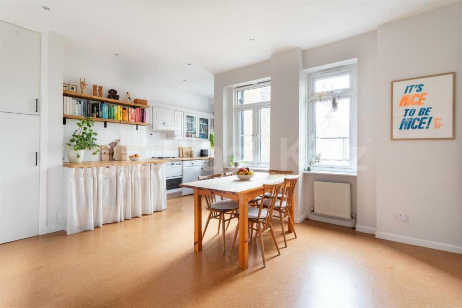 Spacious 3-Bedroom Ground Floor Flat with Private Garden Abbotsford Avenue, Tottenham