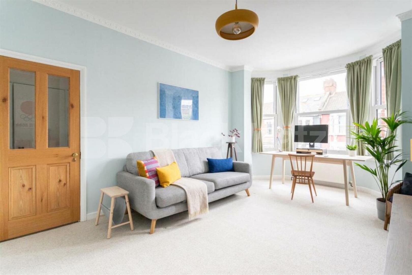 Spacious 3-Bedroom Ground Floor Flat with Private Garden Abbotsford Avenue, Tottenham