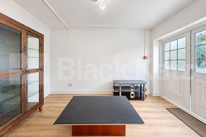 Newly Refurbished Five Bedroom House with Large Garden & Off-Street Berkshire Gardens, Bounds Green