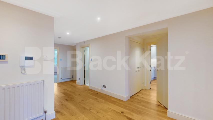 			4 Bedroom, 3 bath, 1 reception 			 Kidderpore Avenue, Westfield, NW3,  Westfield