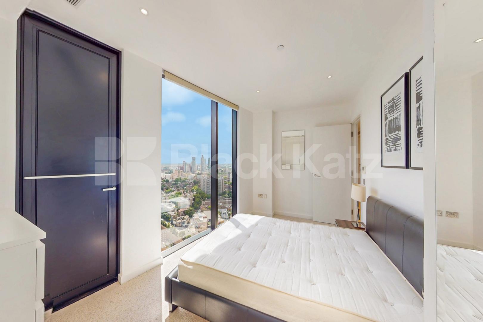 37th floor with stunning views of the cityscape & 24 Hr. Concierge Strata, Walworth Road, Elephant and Castle