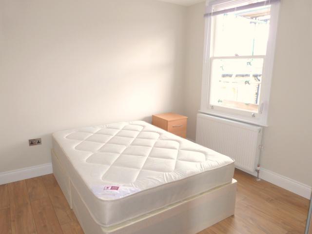 			Renovated Throughout, 3 Bedroom, 1 bath, 1 reception Flat			 Ashmore Road, QUEENS PARK/MAIDA VALE