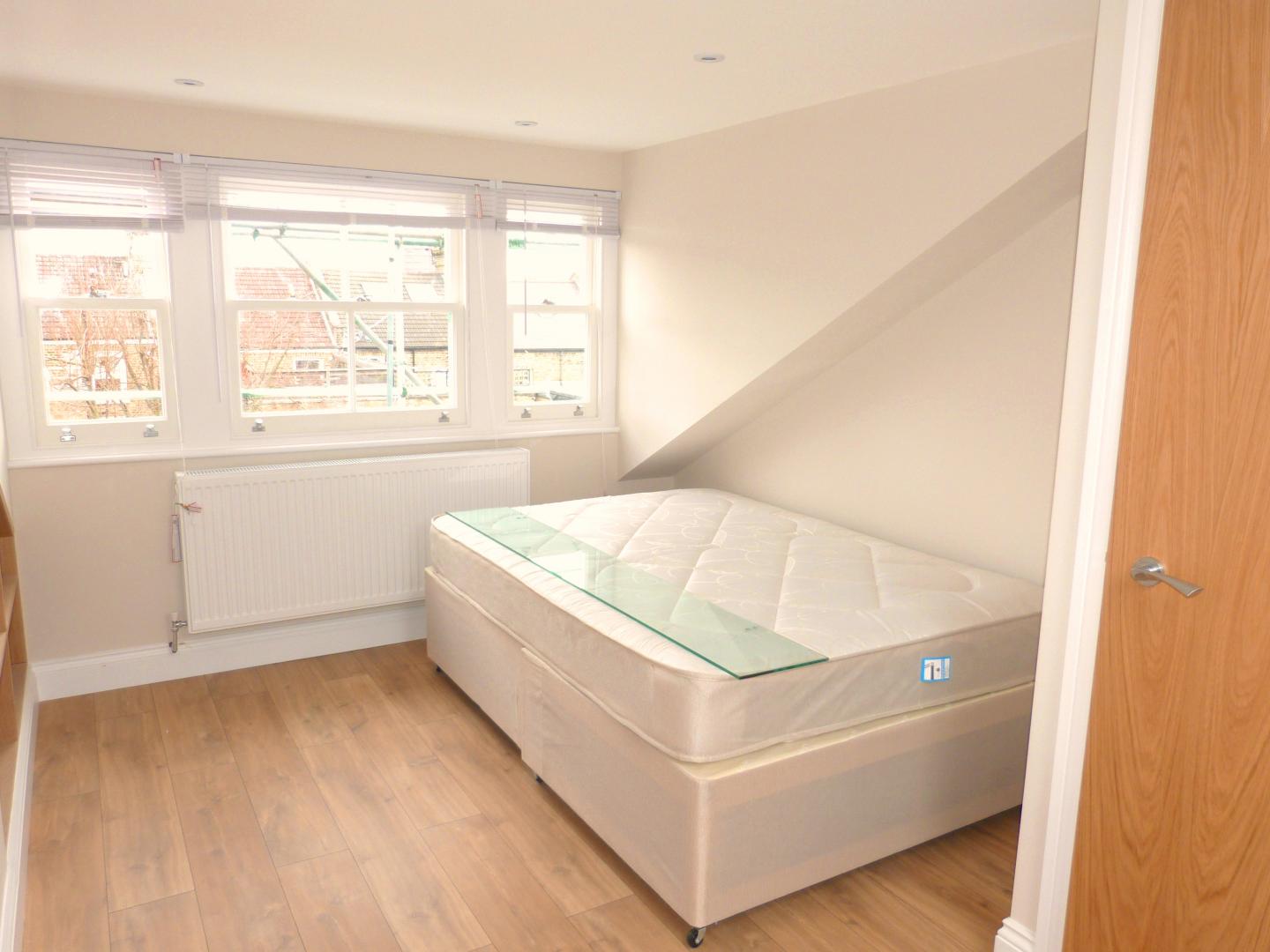 			Renovated Throughout, 3 Bedroom, 1 bath, 1 reception Flat			 Ashmore Road, QUEENS PARK/MAIDA VALE