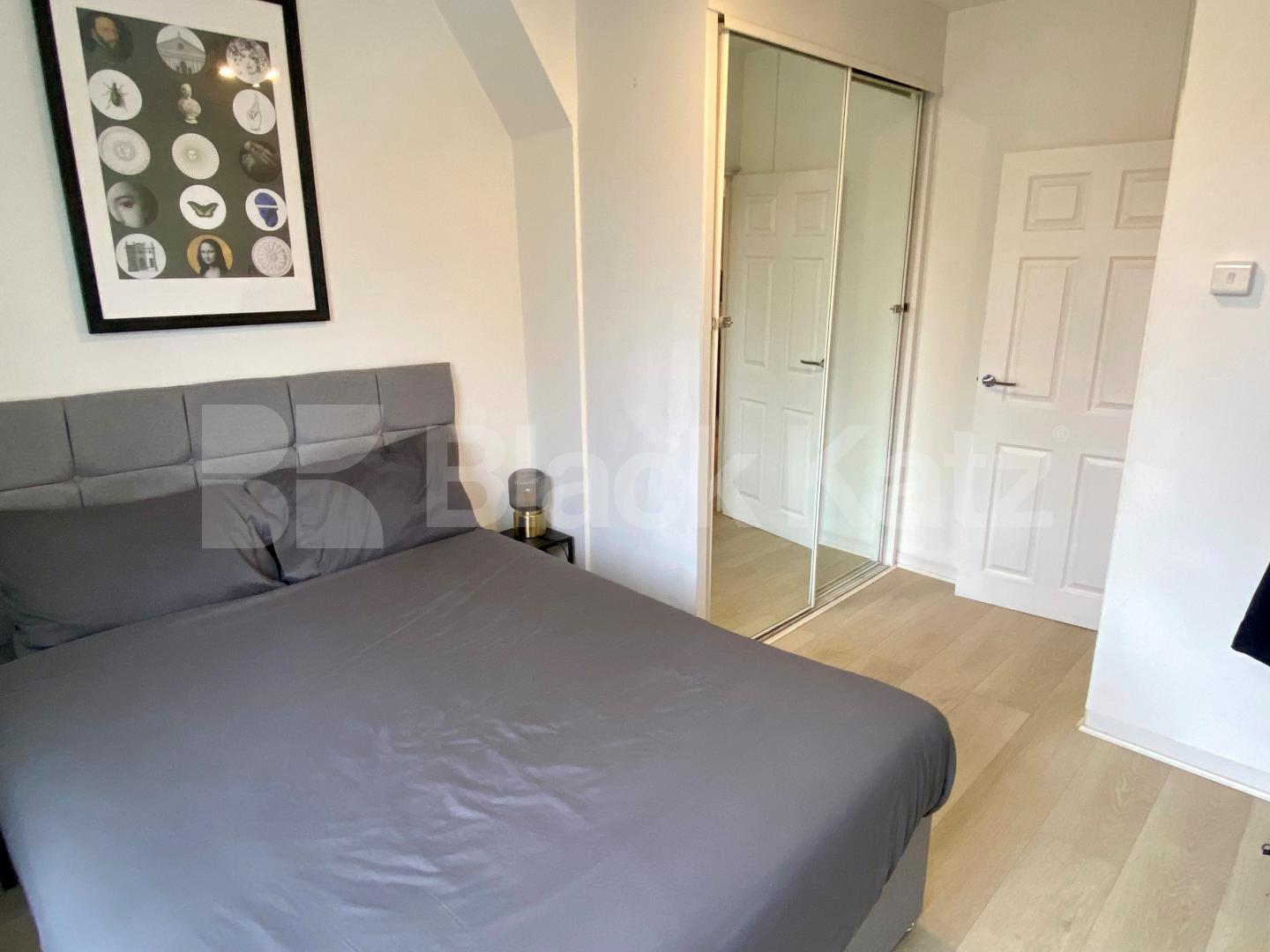 Bright and airy, tastefully decorated & superbly located in SE1 Aylesford House, Long Lane, Borough/London Bridge