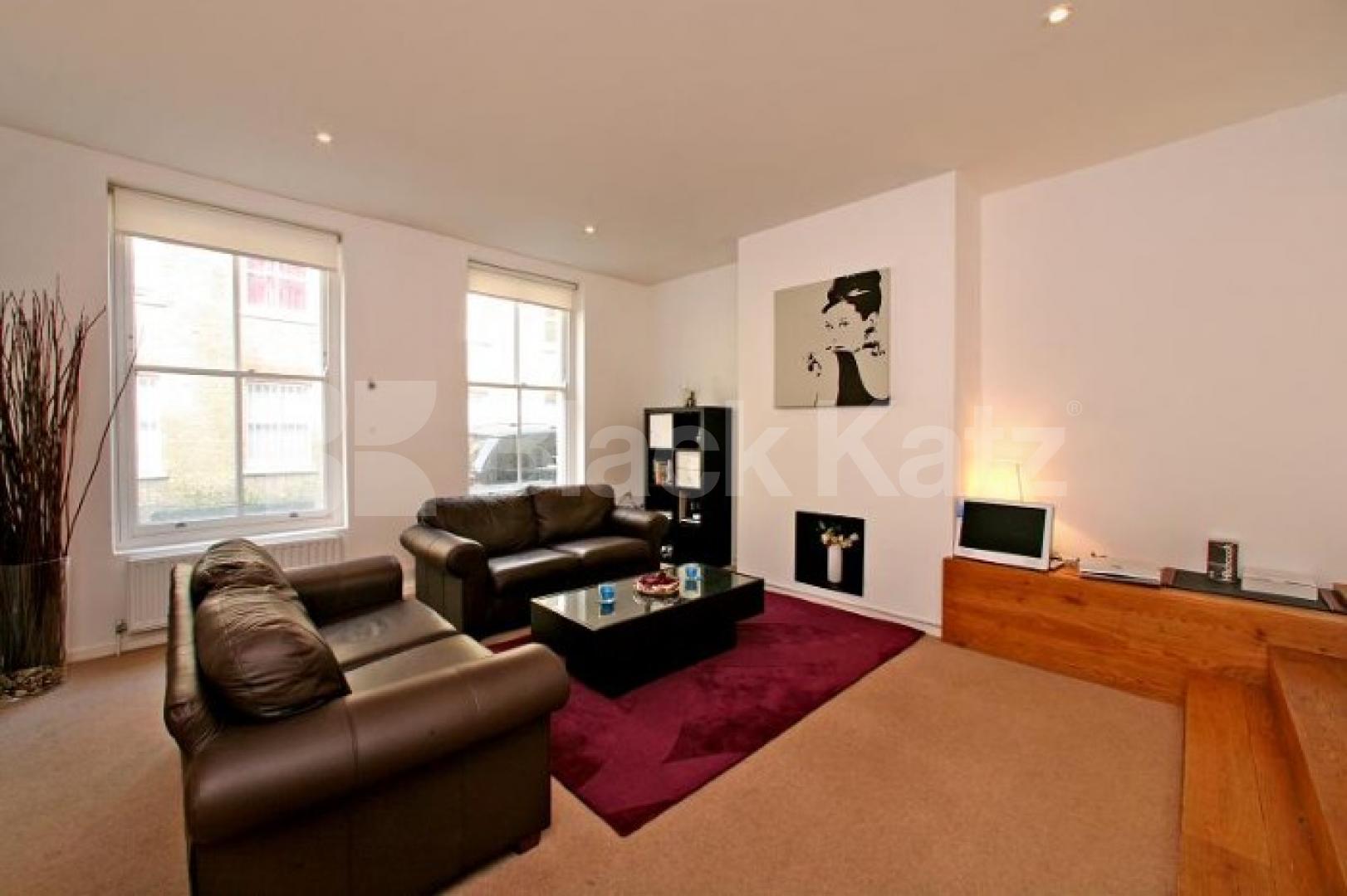 			MUST SEE!!, 3 Bedroom, 1 bath, 1 reception Flat			 Bingham Place, MARYLEBONE