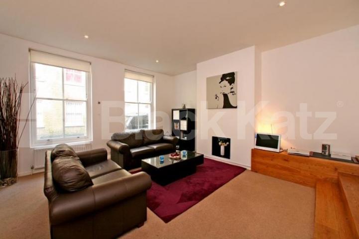 			MUST SEE!!, 3 Bedroom, 1 bath, 1 reception Flat			 Bingham Place, MARYLEBONE