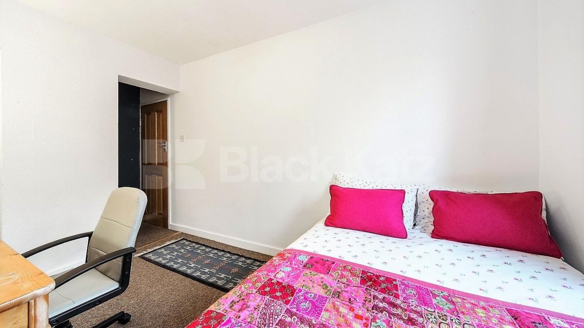 Fantastic modern 4 double bedroom flat near Royal Vet, UCL Bayham Place, Camden