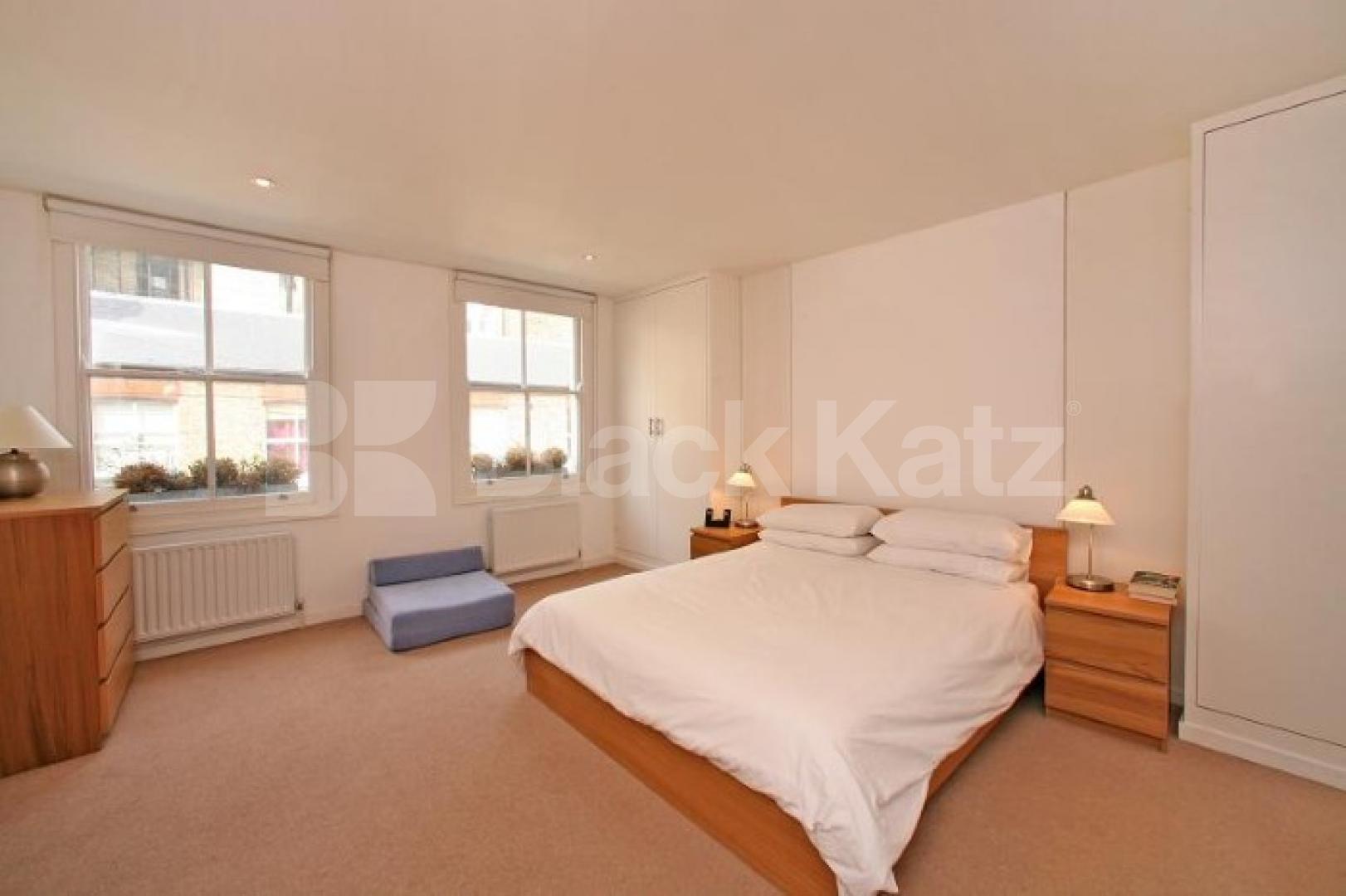 			MUST SEE!!, 3 Bedroom, 1 bath, 1 reception Flat			 Bingham Place, MARYLEBONE
