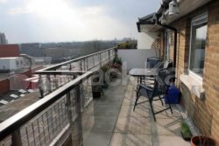 			MUST SEE !, 2 Bedroom, 1 bath, 1 reception Flat			 Grand Union Close, WESTBOURNE PARK W9