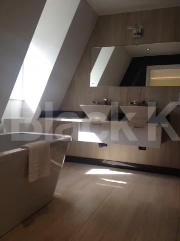 			OVER 1880 SQUARE FEET, 3 Bedroom, 1 bath, 1 reception Penthouse			 Castlebar Road, Ealing