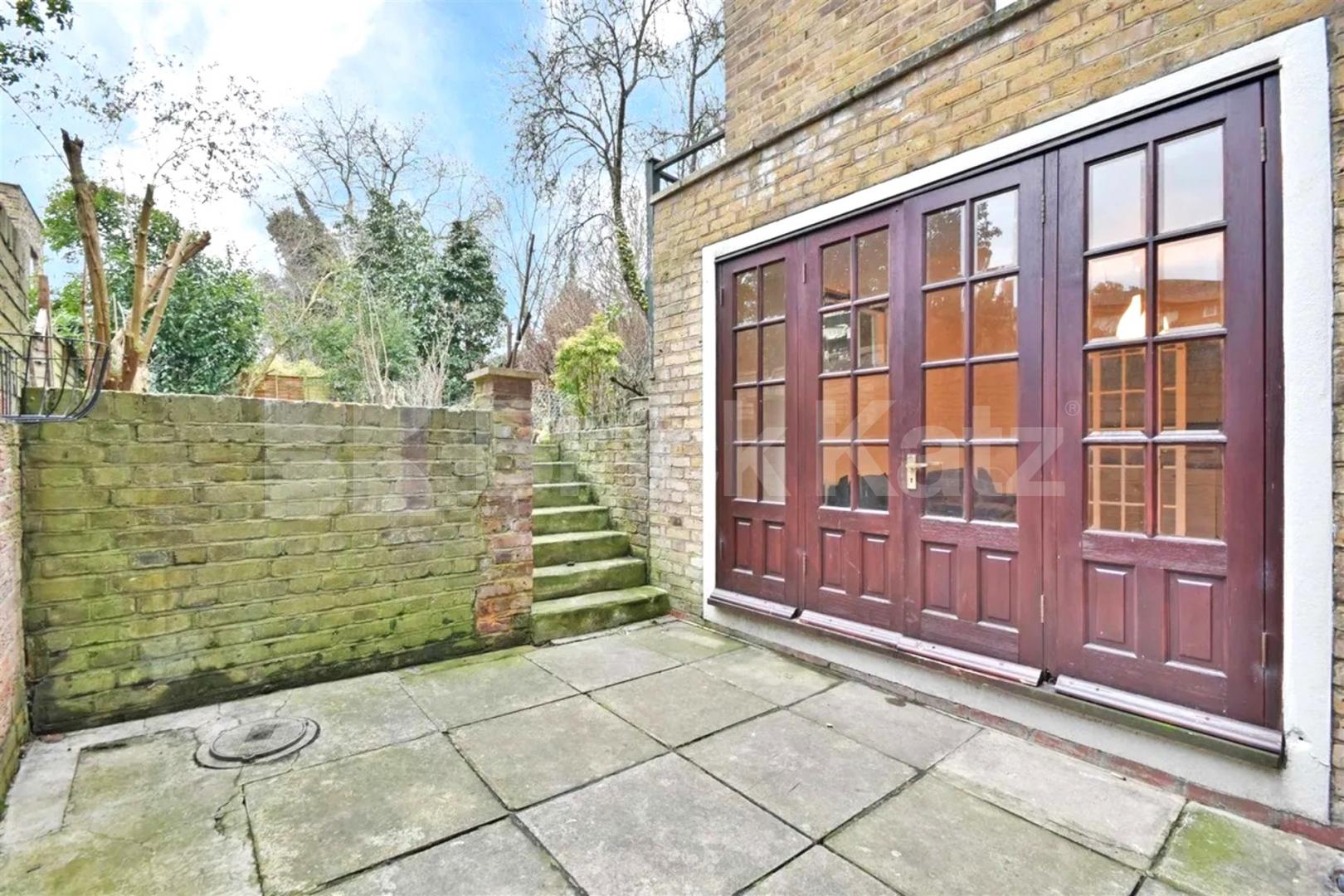 Two Bedroom Two bathroom garden property located short walk to Finsbury Park Portland Rise, Finsbury Park