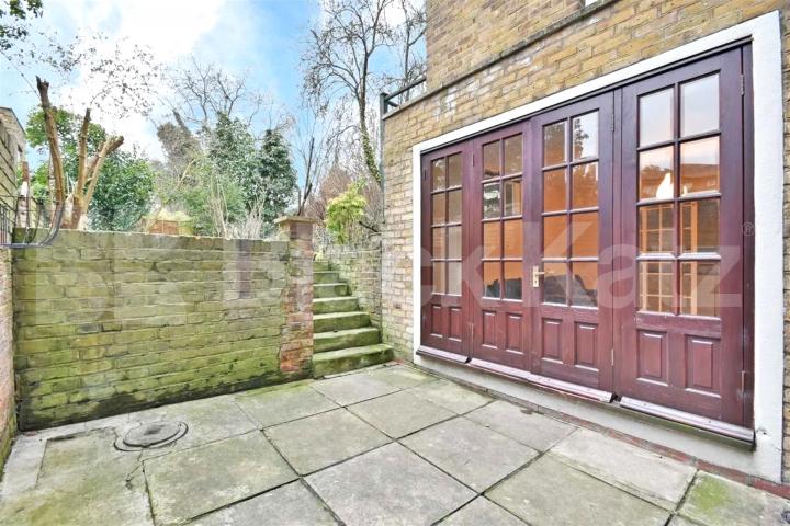 Two Bedroom Two bathroom garden property located short walk to Finsbury Park Portland Rise, Finsbury Park