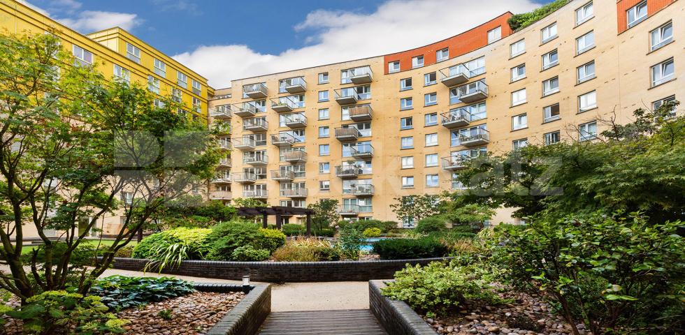 Modern 1 bed within a private luxury secure development mins to tube  Eden Grove, Holloway