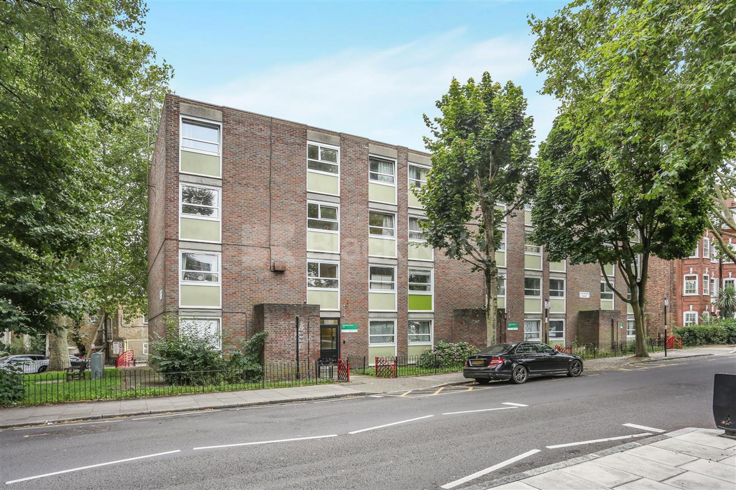 Recently refurbished one bed mins to Archway Tube and shops Pemberton Gardens, Archway N19