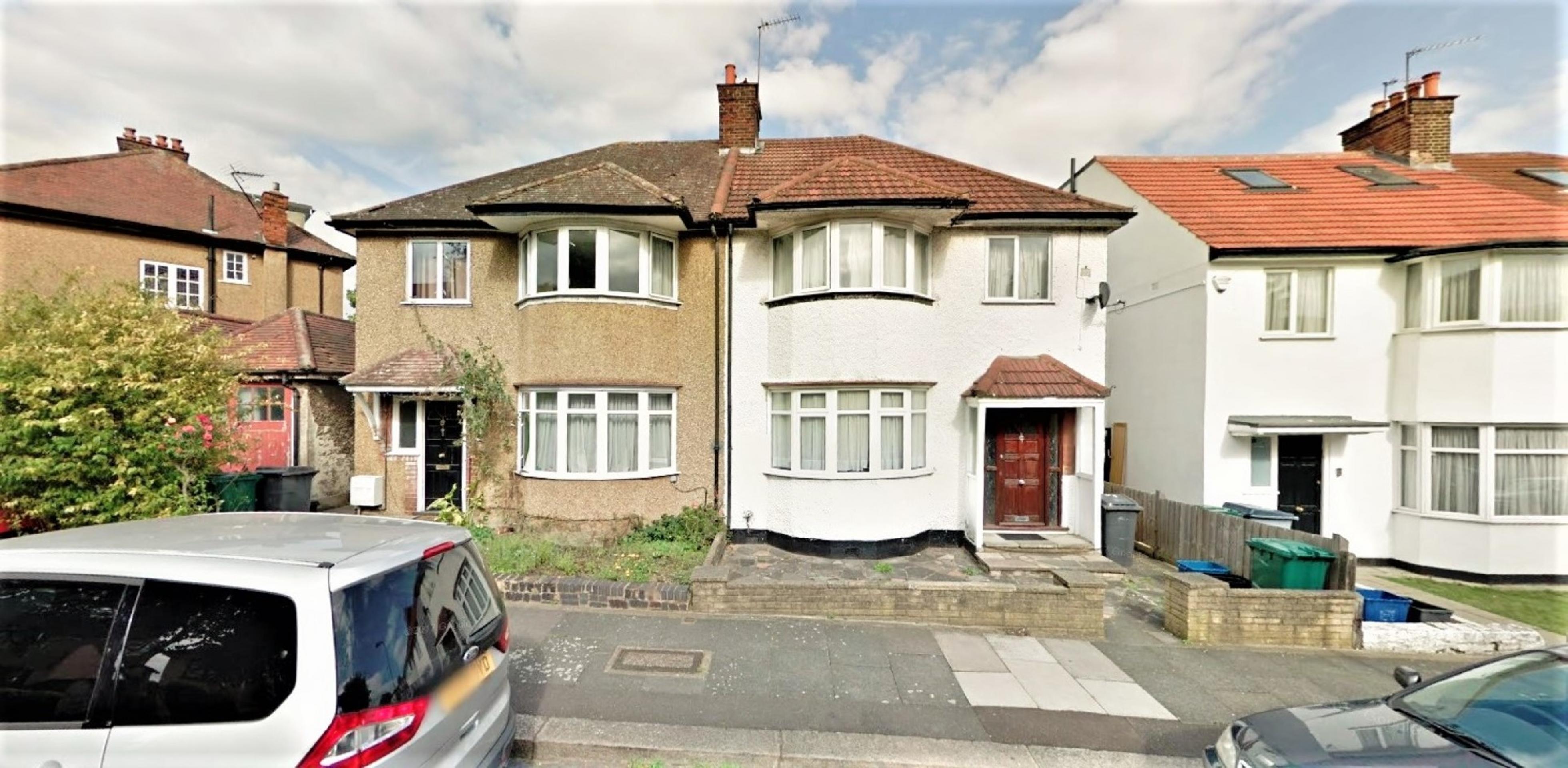 			3 Bedroom, 1 bath, 1 reception Semi-Detached House			 Park View Gardens , HENDON CENTRAL  NW4