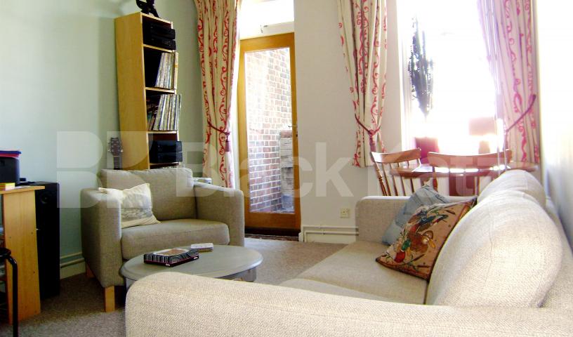 			NEW INSTRUCTION, 2 Bedroom, 1 bath, 1 reception Flat			 Clarendon Road, Notting Hill, NOTTING HILL 
