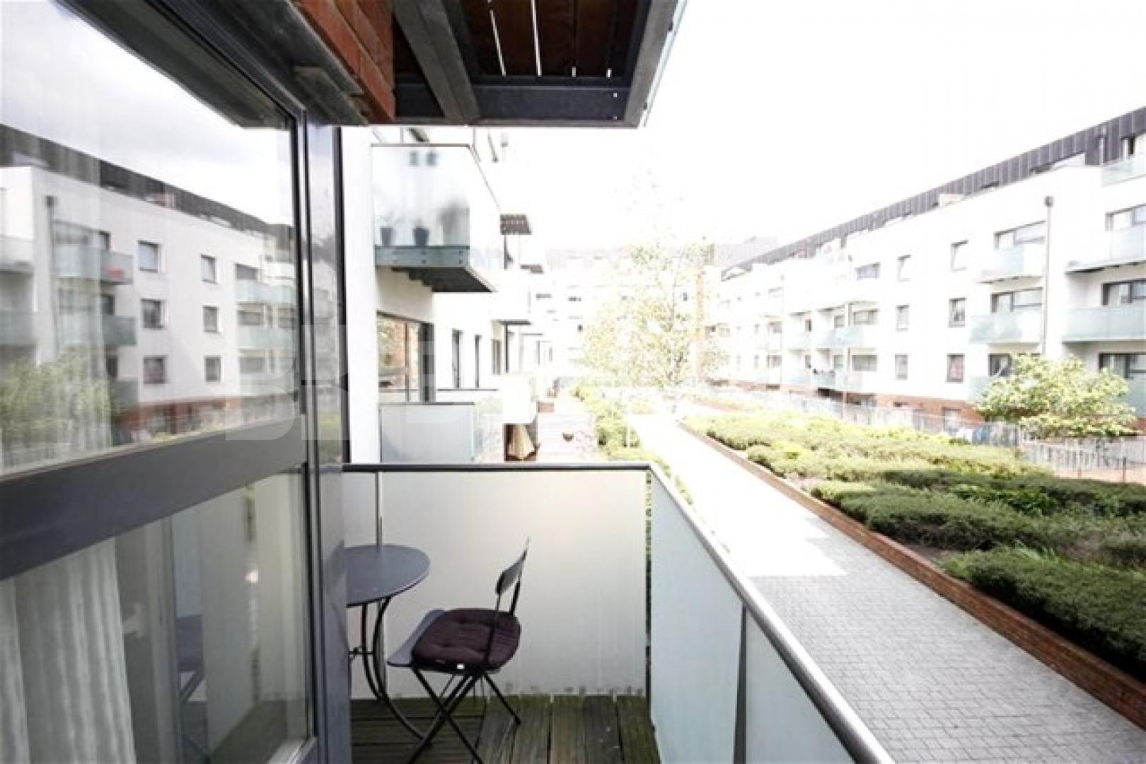 			NEW INSTRUCTION / GREAT LOCATION / BRAND NEW REFURBISHED , 1 Bedroom, 1 bath, 1 reception Flat			 Tiltman place (Formally Hornsey road baths), Holloway / Finsbury park