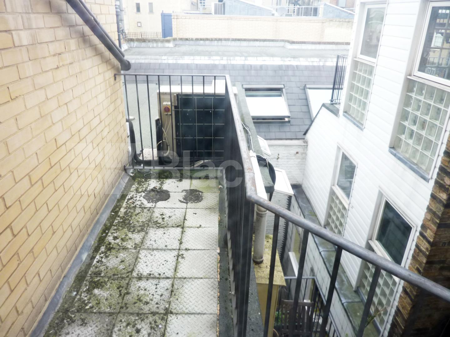			NEW INSTRUCTION!, 1 Bedroom, 1 bath, 1 reception Flat			 Bateman Street, SOHO