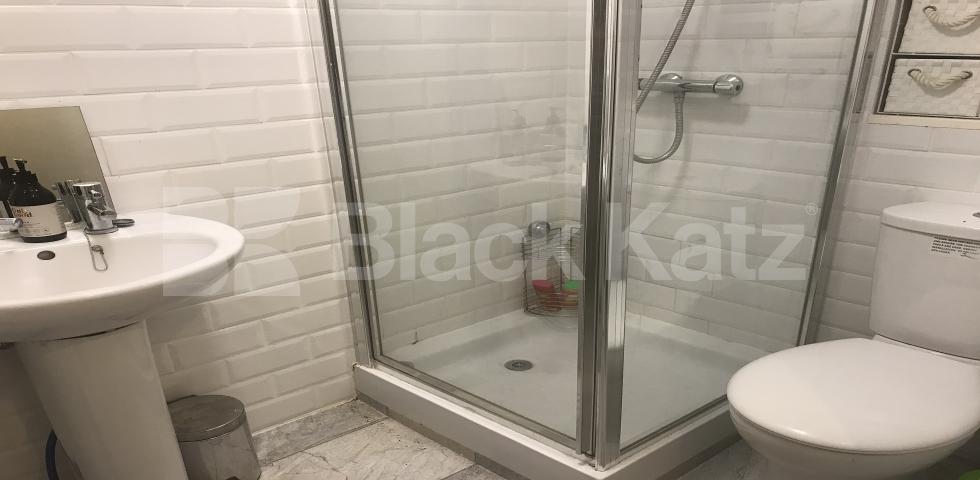 			NEW INSTRUCTION, 1 Bedroom, 1 bath, 1 reception Apartment			 Oxley Close, Bermondsey