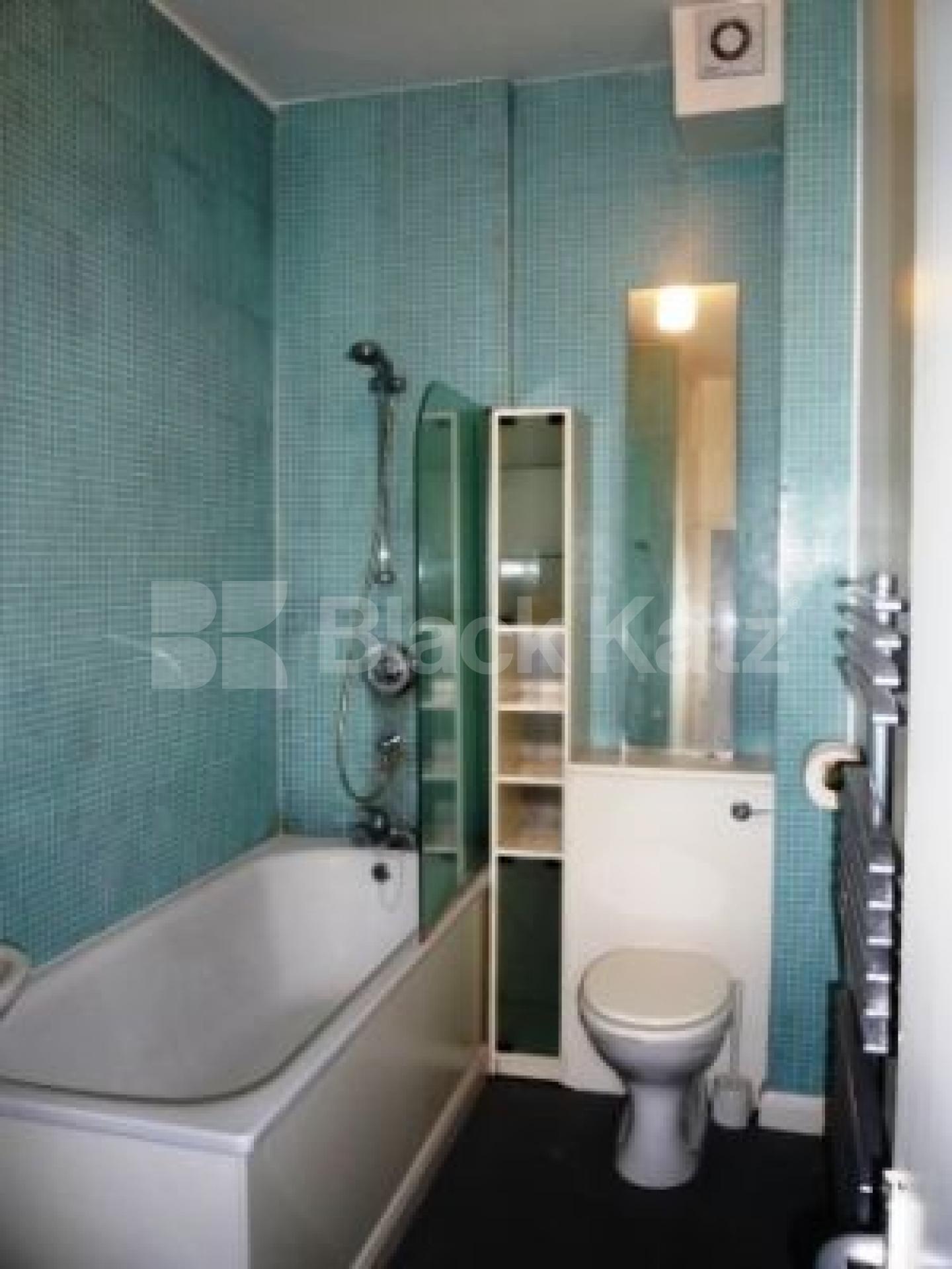 			MUST SEE!, 1 Bedroom, 1 bath, 1 reception Flat			 Donovan Avenue, MUSWELL HILL N10 N10