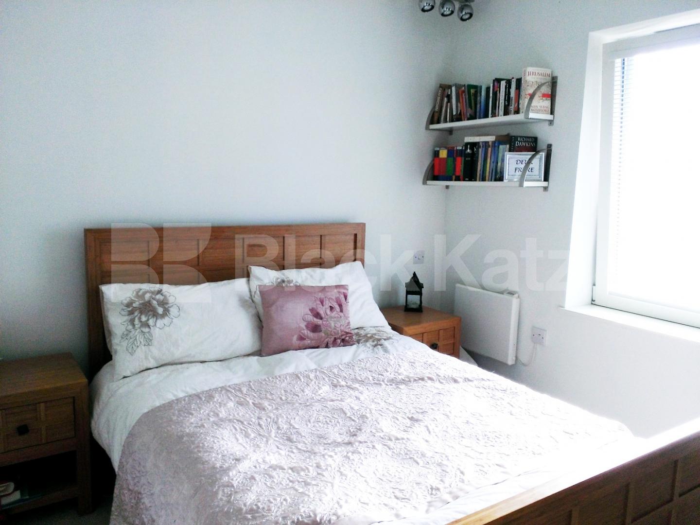 			PRIVATE SECURE DEVELOPMENT!, 1 Bedroom, 1 bath, 1 reception Flat			 Tiltman place (Formally Hornsey road baths), Holloway / Finsbury park