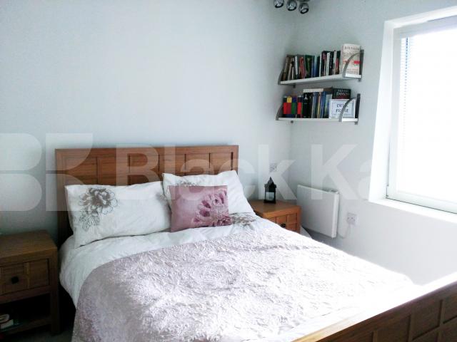 			PRIVATE SECURE DEVELOPMENT!, 1 Bedroom, 1 bath, 1 reception Flat			 Tiltman place (Formally Hornsey road baths), Holloway / Finsbury park