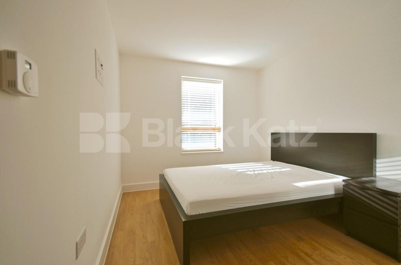 			2 BED 2 BATH IN A NEW BUILD DEVELOPMENT, 2 Bedroom, 1 bath, 1 reception Apartment			 Mildmay Avenue , NEWINGTON GREEN