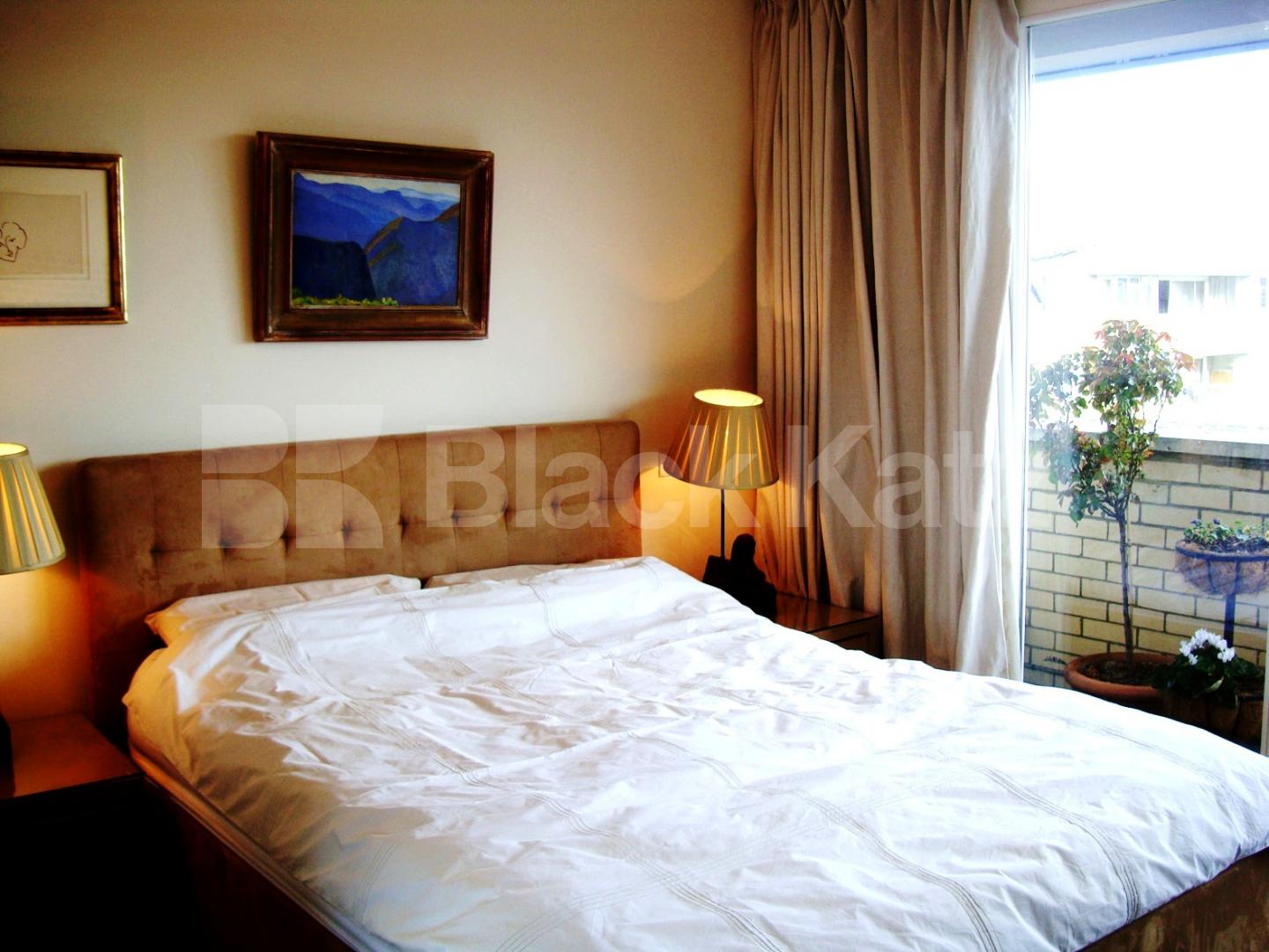 			NEW INSTRUCTION!, 2 Bedroom, 1 bath, 1 reception Flat			 Porchester Terrace North, BAYSWATER